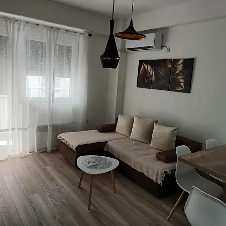 Apartment Elena Jagodina